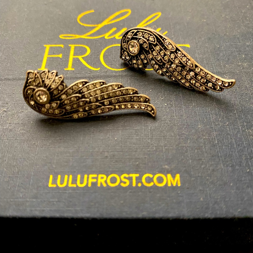 Lulu Frost Earrings. Never worn 35